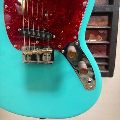 Immagine 2023 Fender Player Mustang — Heavily Modified-Duncan Quartpounders - 5