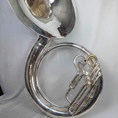 Conn LTD 20K BBb Sousaphone, Large 27” two screw bell with Case, neck and bits image 7