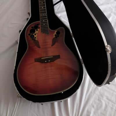 Ovation Celebrity Deluxe CC-268 1994 Wineburst w/original