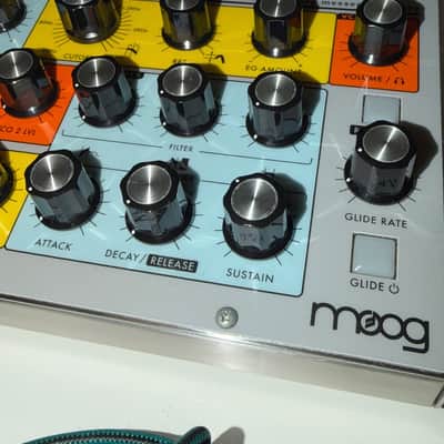 Moog Sirin Analog Messenger of Joy 2019 - Present - Silver image 8