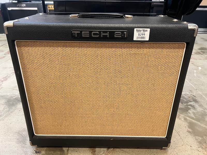 Tech 21 Trademark 60 2012 - Black image 1