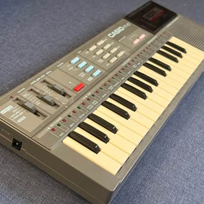 Casio PT-87 32-Key Mini Synthesizer 1980s - Black image 2
