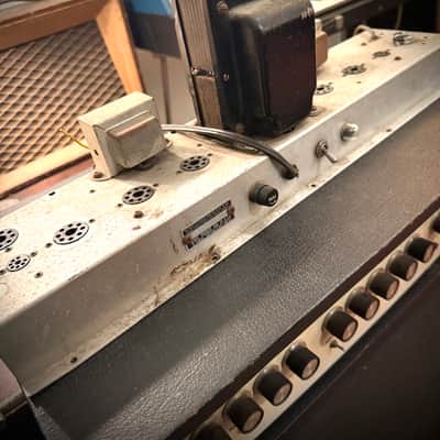 Airline Montgomery Wards Silvertone Chassis complete w transformers guitar amp 9006 image 1