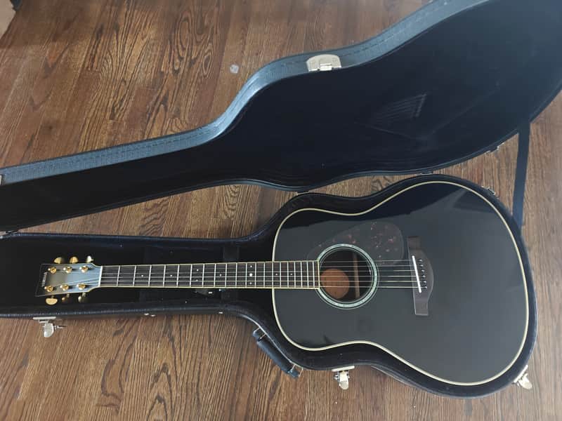 Yamaha LL6 Jumbo Acoustic-Electric Guitar 2010s - Black image 1