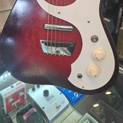 Silvertone 1457 Guitar and Amplifier 1965 - Red Sparkel image 19