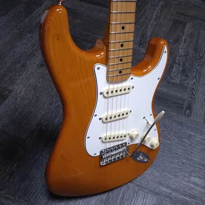 Fender Vintera '70s Stratocaster with Maple Fretboard 2019 - Aged Natural image 2