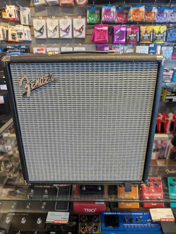 Fender Rumble 40 V3 40-Watt 1x10" Bass Combo 2015 - Present - Black image 1