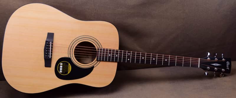 Cort AD810 OP Standard Series Spruce/Mahogany Dreadnought Open