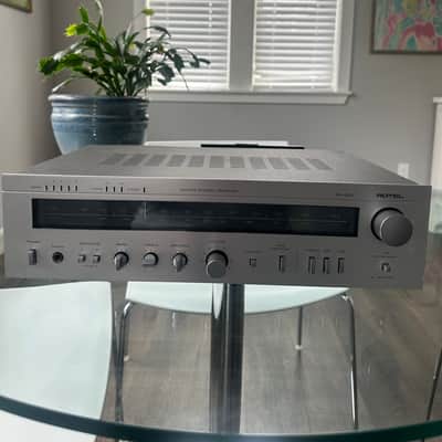 Rotel RX-500 1980 - Silver image 1