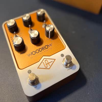 Universal Audio Woodrow ’55 Instrument Amplifier 2022 - Present - Copper / Silver image 1