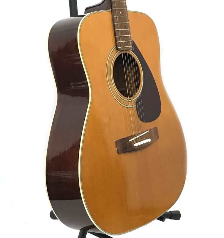 ヤマハ　アコースティックギター　ＦＧ-２００ YAMAHA FG-200 1974年製 税込販売価格 ￥42,800- 中古 1974年製のJapan