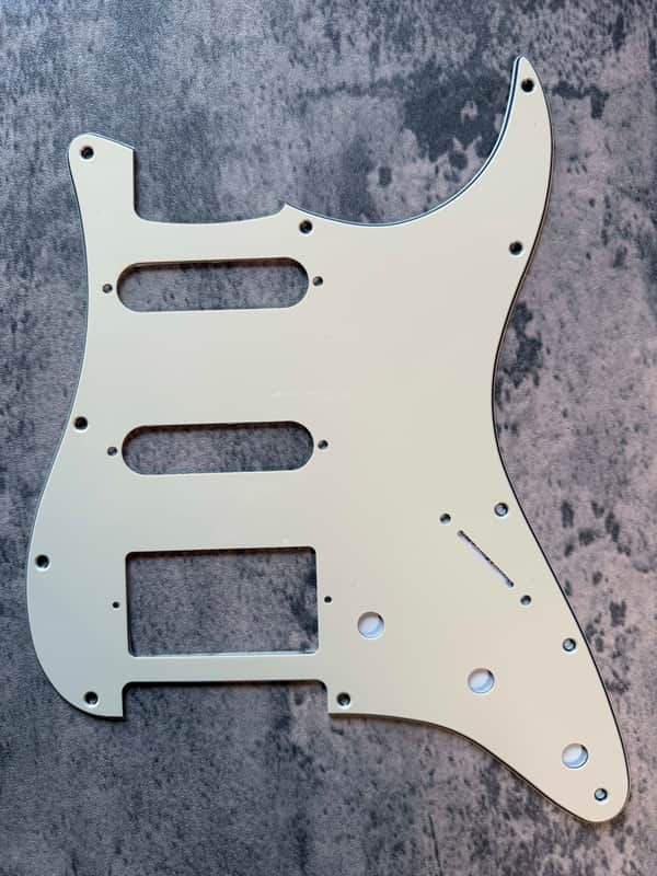 BMC Standard Stratocaster® Strat® Pickguard 3 Ply 11 Hole HSS Humbucker Single Single Cream [L17] image 1