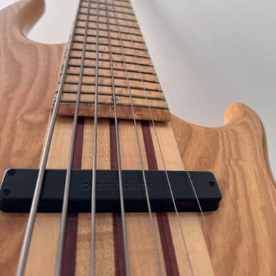 Conklin custom 7 string bass 1998 with Bartolini pickups and piezo bridge image 6