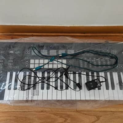 NEW MK3 Novation 49 SL MKIII