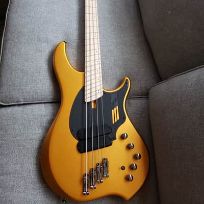 Dingwall Dingwall NG2 Adam "Nolly" Getgood Signature 4-String 2021 - Matte Gold Metallic 2021 Matte image 2