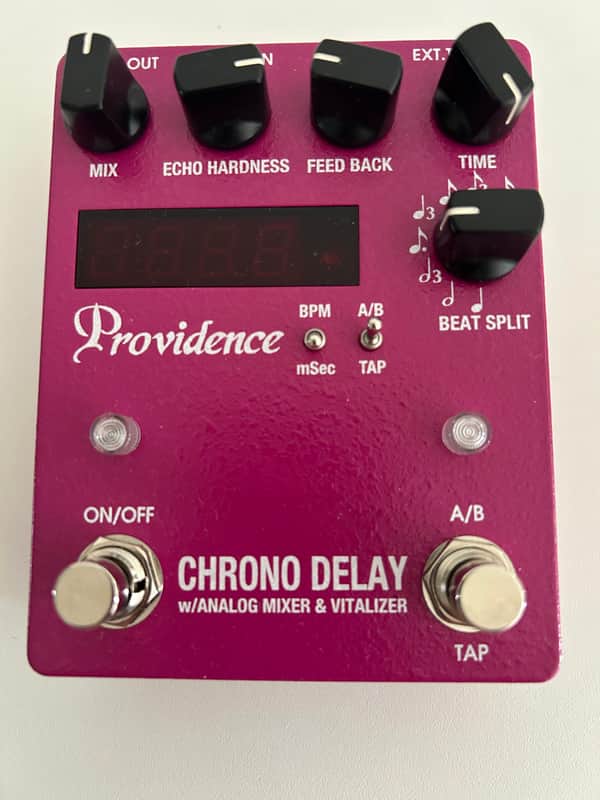 Providence Chrono Delay 2010s - Pink image 1