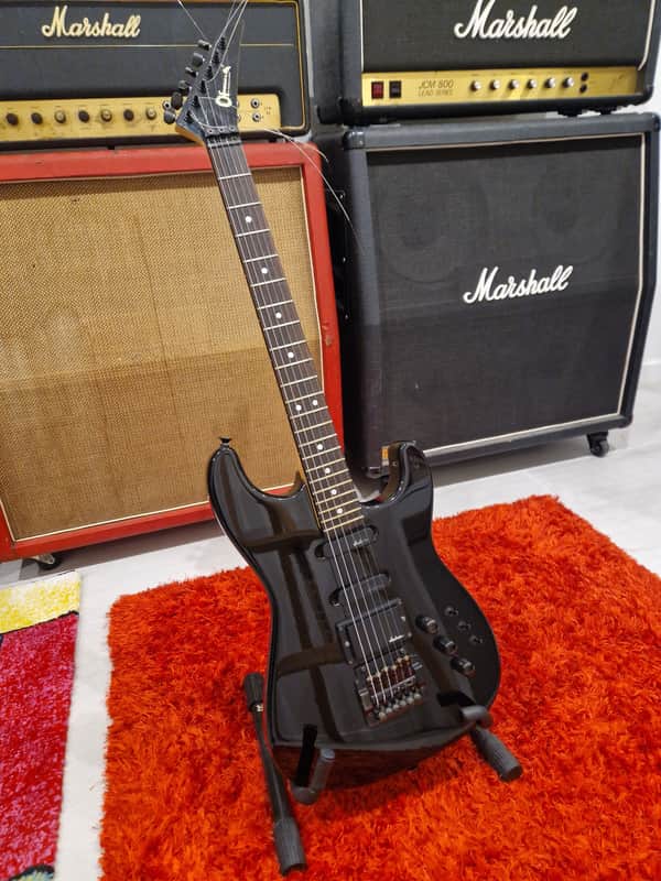 CHARVEL MODEL-4 日本製1986 Charvel Model 4 1986 - Black | Reverb