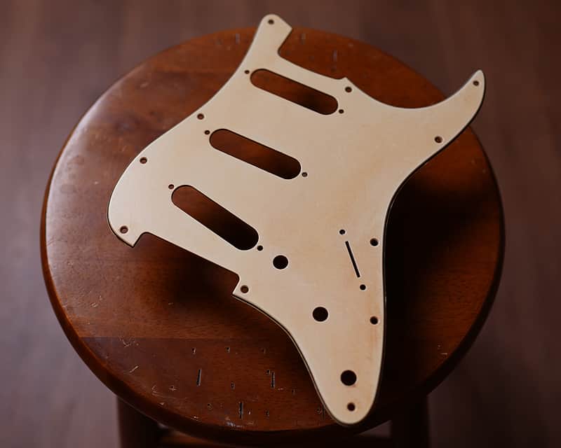 Fluffy SSS AM Strat 11hole 3ply Relic Pickguards - Aged White image 1