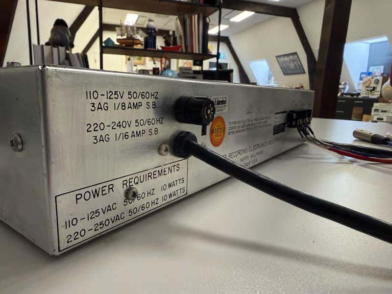UREI 1176LN Peak Limiter image 1