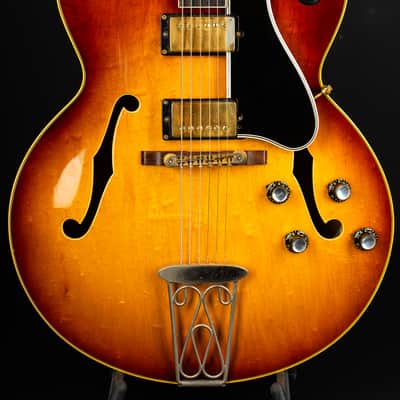 1960 Gibson ES-350 T (2x PAF Humbucker!) - Sunburst image 2