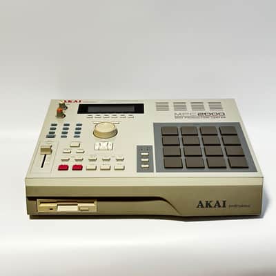 Akai MPC2000 MIDI Production Center 1997 - 2001 - Grey image 3