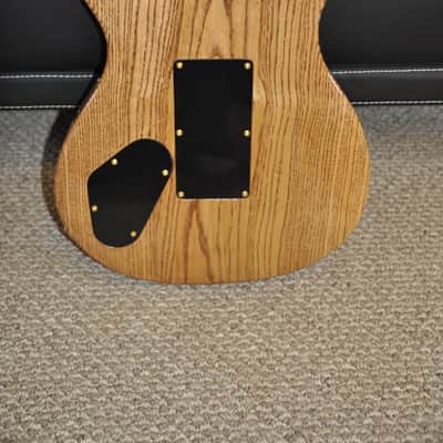Luman Double Cutaway Natural image 14