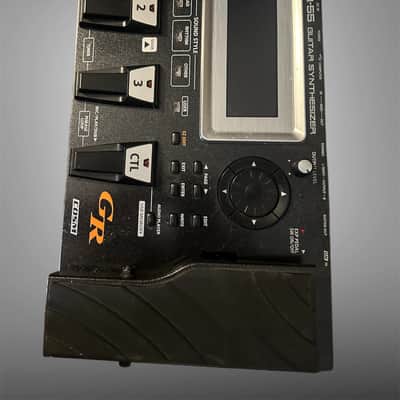 Roland GR-55 Guitar Synthesizer + Roland MiDI GK3 Pickup image 5