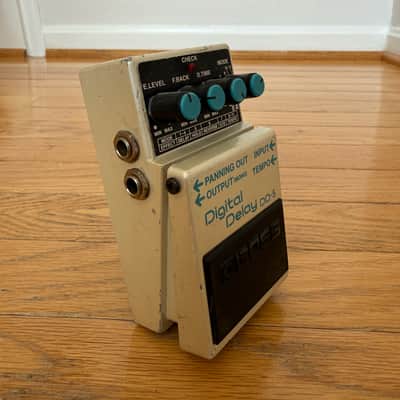 Boss DD-5 Digital Delay Guitar Effects Pedal image 4