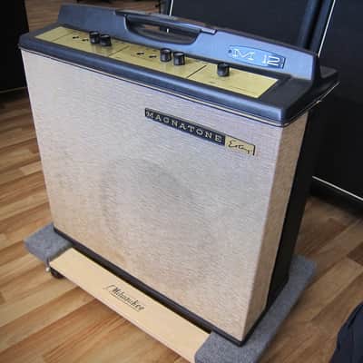 MAGNATONE M12 Tube Bass & Guitar Amp (2) EL-34s 1-15 Circa-1963 Black Moulded Cabinet image 5