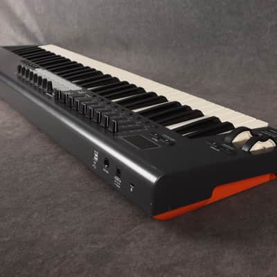 Novation Launchkey 61 Midi Keyboard Controller - 2nd Hand image 6