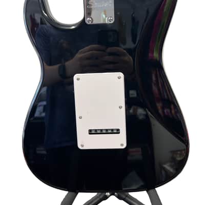 Squier Sonic Stratocaster 2023 - Present - Black image 5