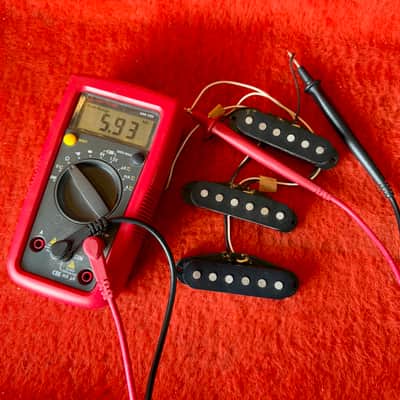 USA Fullerton Fender Stratocaster pickups 1982 - Grey bottom original vintage AVRI JV image 3