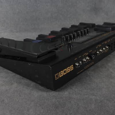 Boss GT-100 Multi FX Processor - 2nd Hand image 5