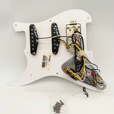 Fender Stratocaster Road Worn 50s Loaded Pickguard HSS 26012 image 2