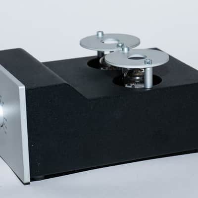 Pro-Ject Tube Box DS Phono Preamp 2012-2017 - Silver image 2