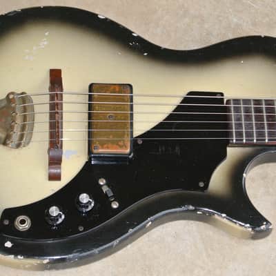 1959  Supro Super  / Thunderstick Guitar with Case  - Silverburst Finish image 2