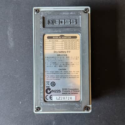 Boss TR-2 Tremolo image 3