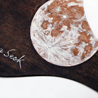 burnyblack pickguard for acoustic guitar - moon walnut/silver image 5