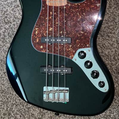 2003 Fender Deluxe Active Jazz Bass electric guitar skb hardshell case image 6