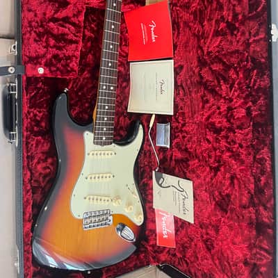 Fender American Original '60s Stratocaster with Rosewood Fretboard 2018 - 2022 - 3-Color Sunburst image 2