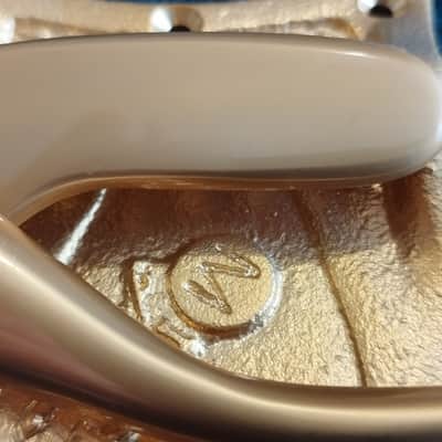 Mosrite Vibramute Vibrato Tremolo Gold image 4