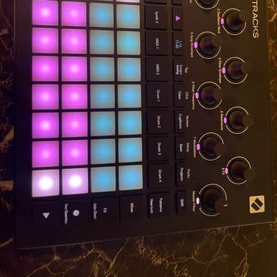 Novation Circuit Tracks Groovebox 2021 - Present - Black image 4