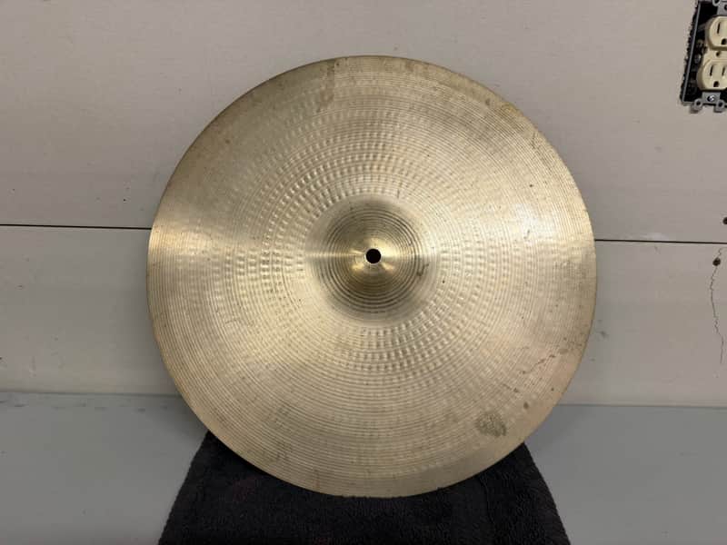 Zildjian 16" Medium Crash 70s-80s image 1
