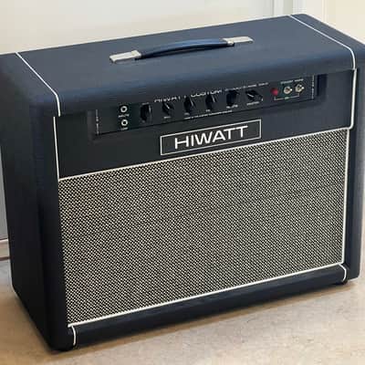 Hiwatt Custom Studio Stage MKIII 20/40W 2x12 Combo image 3