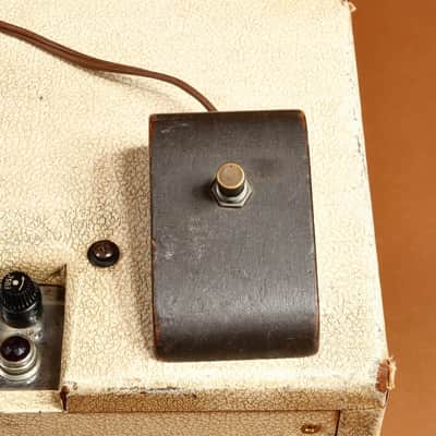 1961 Gibson GA-8 Discoverer Tremolo image 6