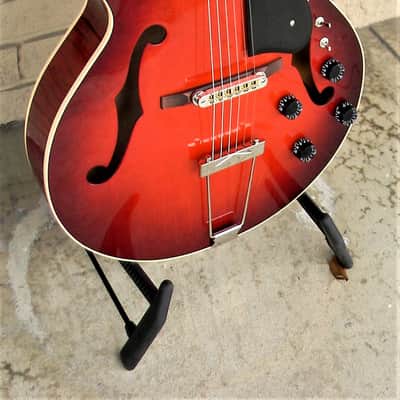 Heritage David Becker H 575 2017 Chestnut Sunburst carved jazz guitar image 1