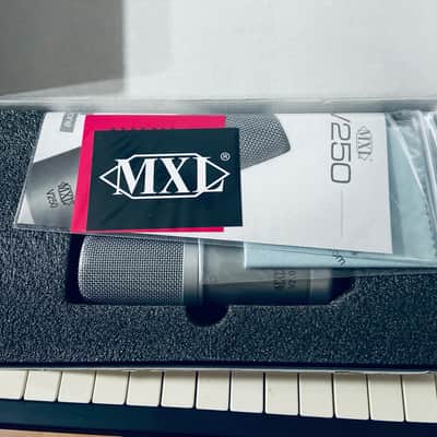 MXL V250 Condenser Microphone image 1