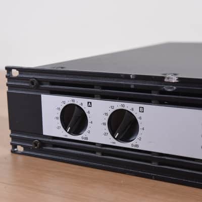 Electro Voice CP4000S パワーアンプ Electro-Voice CP4000S - 2-Channel Rack-Mount Power F.01U.101.250