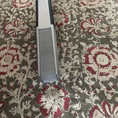 (Boxed) Vintage Sennheiser MD 441 with Leather Case, Discontinued Glass/ Translucent Mic Clip and MZT441 Desktop Stand 1970s - Black / Silver image 11