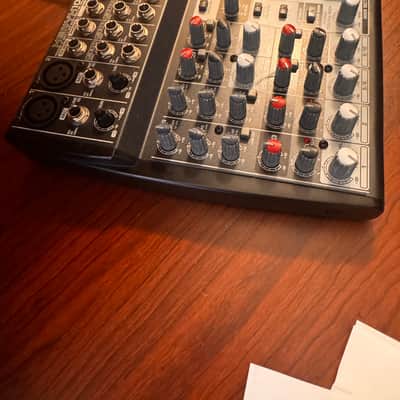 Behringer 1002 10-Input 2-Bus Mixer XENYX EQ 2007 - Present - Standard image 2